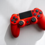 PS4のコントローラーが反応しない？白点滅の原因を分かりやすく解説